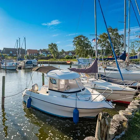 Dock12c * Ostseebad Kölpinsee